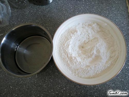 【糯米粉小枣切糕】