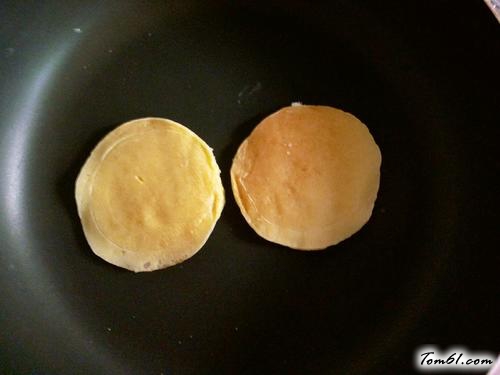 【牛奶鸡蛋玉米饼】