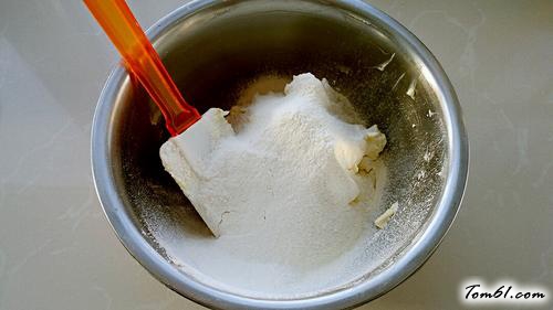 【蓝莓酱小饼干】