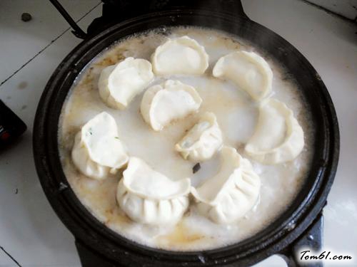 【韭菜鸡蛋水煎包】