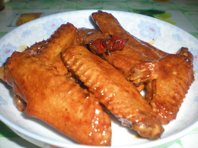 简单卤鸭翅，简单好吃的鸭翅自己卤