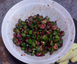 图解正宗但简单家常的湘西血鸭做法图片3 图解正宗但简单家常的湘西血鸭做法图片3