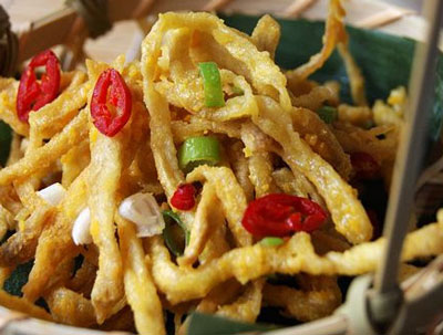 辣鲜汁拌杏鲍菇，非常好吃的简单的速成菜肴