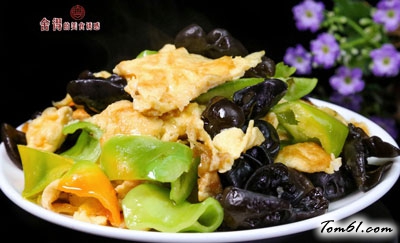 木耳炒鸡蛋的做法多种，木耳怎么炒鸡蛋美味
