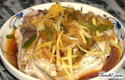 榨菜蒸鱼的做法，极其简单的清蒸鱼