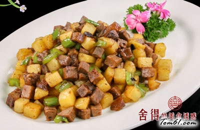 牛肉青椒土豆粒的做法，简单易做的家常美味