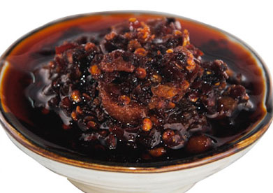 自己做老干妈也很简单，简单好吃的自制老干