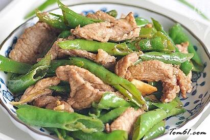 辣椒炒肉丝放点甜面酱滋味更浓郁