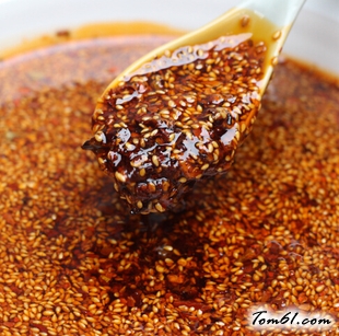 超级简单的微波炉香辣红油做法