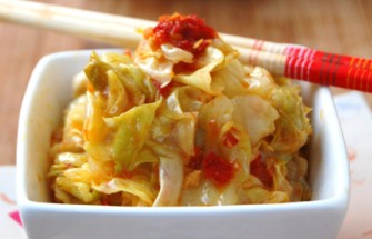 酸辣卷心菜的做法