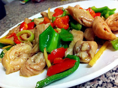 青椒炒大肠的家常做法，青椒炒大肠怎么做好