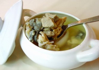 清淡爽口的香菇冬瓜炖鸡，超简单！