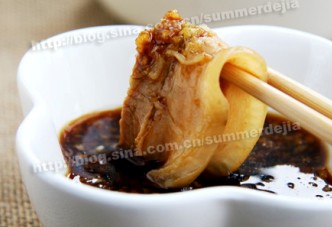 东北酸菜白肉的简单做法