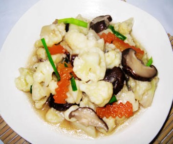 [家常养生菜]香菇烧菜花的做法