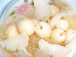 百合莲子汤的做法