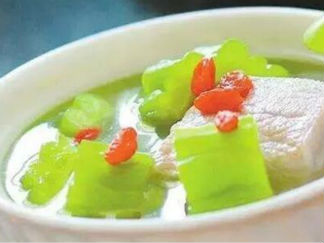 苦瓜瘦肉汤的做法