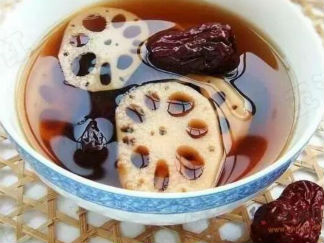 罗汉果莲藕汤的做法