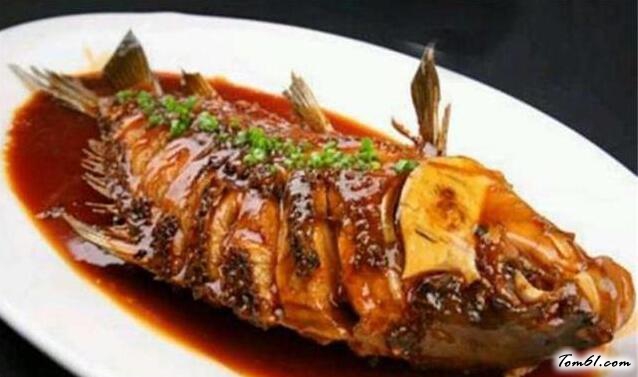 红烧草鱼的做法