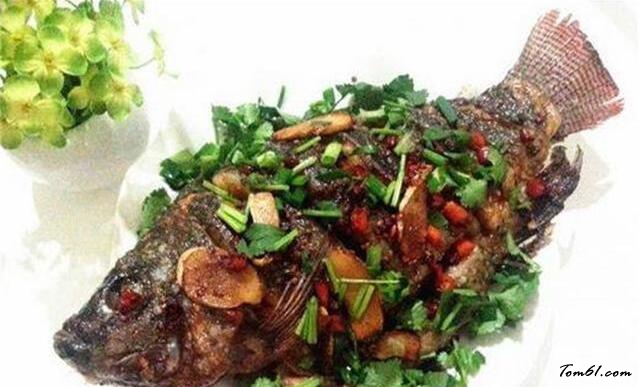 干煸罗非鱼的做法