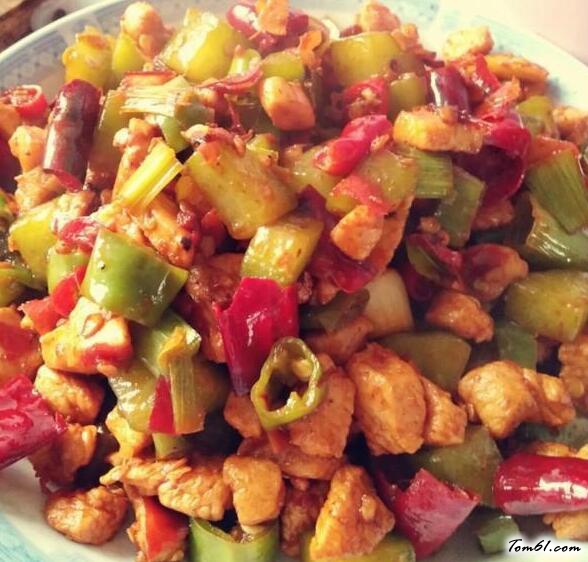 麻辣鸡丁的做法