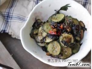 家常紫苏小炒黄瓜的做法