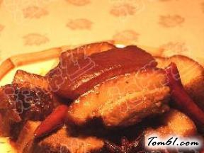 卤猪肉的做法