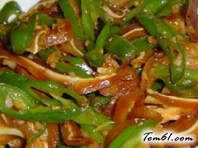 南方家常菜——青椒猪耳的做法