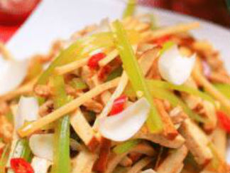 西芹香干炒笋丝的做法