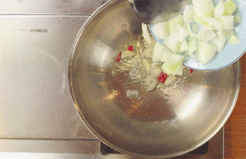 【炒肥牛】放洋葱