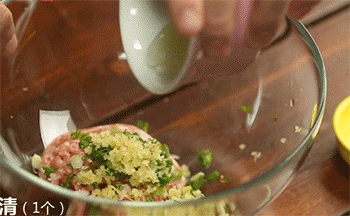 【鲜肉藕夹】调味