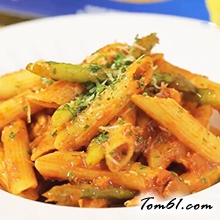 鸡肉蘑菇笔尖面的做法