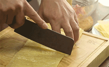 【香煎腐皮卷】虎皮切块