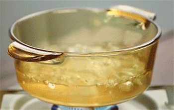 【腊味煲仔饭】煮菜心