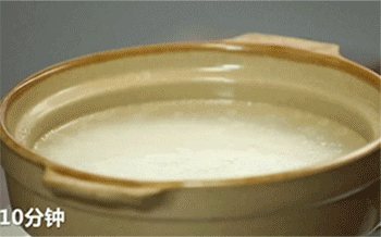 【腊味煲仔饭】烧米饭