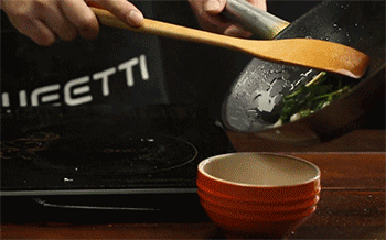 【咖喱鲜鱿】倒出葱油