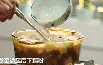 【酒酿赤豆元宵】加入藕粉