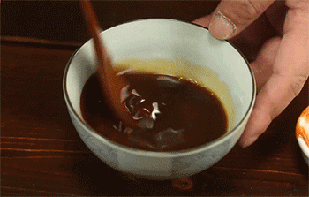 【糖醋脆皮豆腐】搅拌