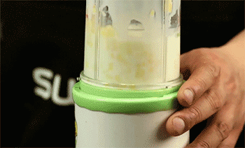 【玉米浓汤】玉米搅碎