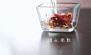 【芹菜烩双笋】浸泡