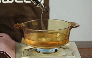 【腊味煲仔饭】煮开水