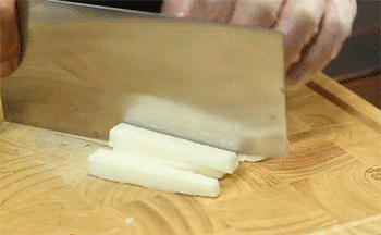 【美龄粥】山药切块