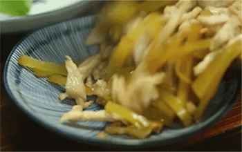 【榨菜肉丝粉】榨菜肉丝装盘