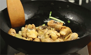 【台式三杯鸡】炒鸡肉