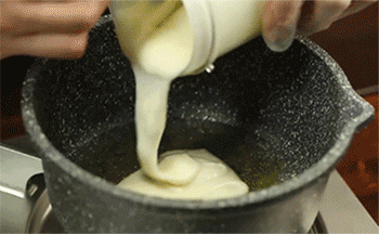 【土豆培根浓汤】煮土豆泥