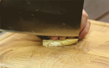 【麻辣水煮鱼】姜切片