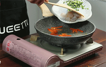 【虾仁肠粉】加入虾仁