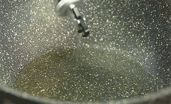 【蒜泥小龙虾】热锅起油