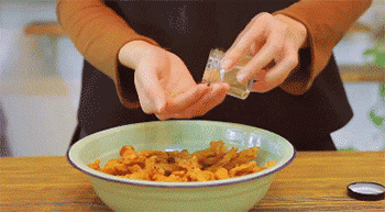 【炸海鲜菇】撒椒盐