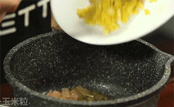 【玉米浓汤】炒玉米粒