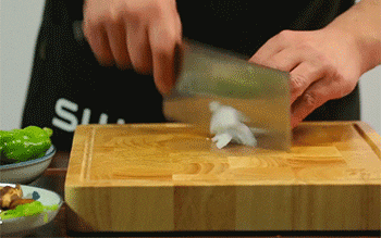 【星洲炒粉】洋葱切丝